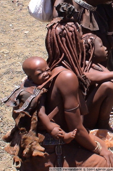 Himba
Himba con su bebe
