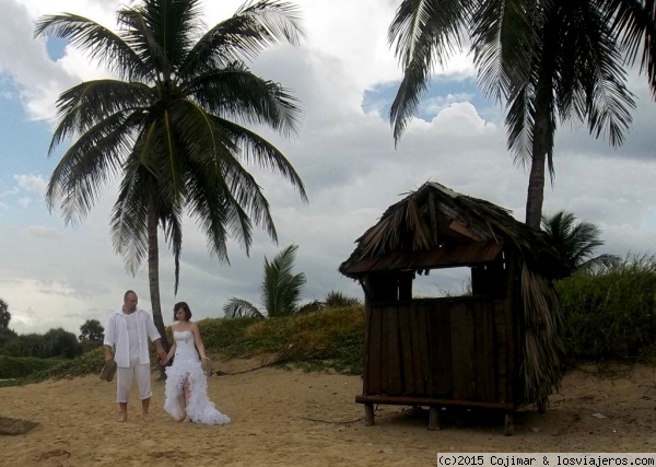 Una boda en Playa Santa Maria en Cuba
Una pareja Hungara se caso en la Playa Santa Maria en Habana del Este en Cuba
