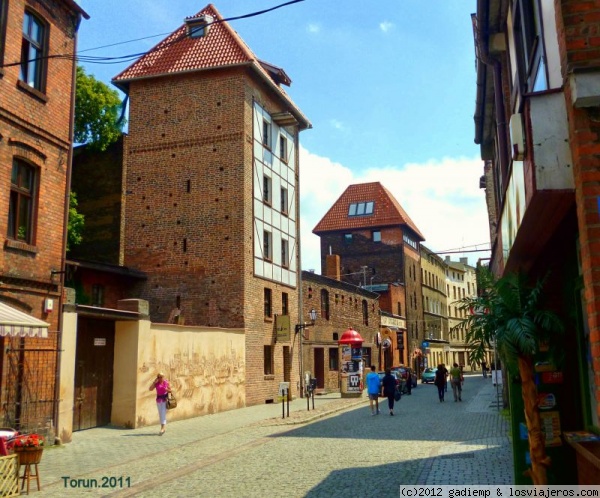 Toruń. Male Garbary
Pintoresca calle en el centro histórico de Toruń.
