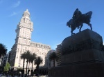 PALACIO SALVO Y ESTATUA GRAL ARTIGAS