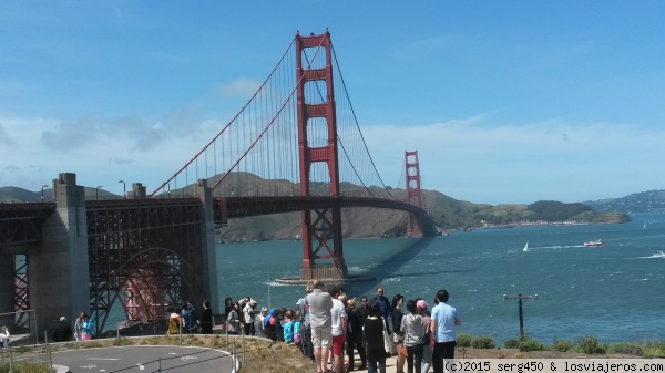Golden Gate Bridge
Puente Golden Gate incluido sus turistas
