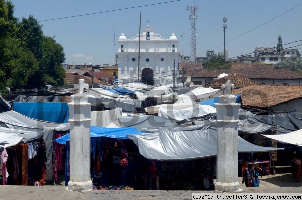 mercado de Chichicastenango
Exterior del mercado de Chichicastenango
