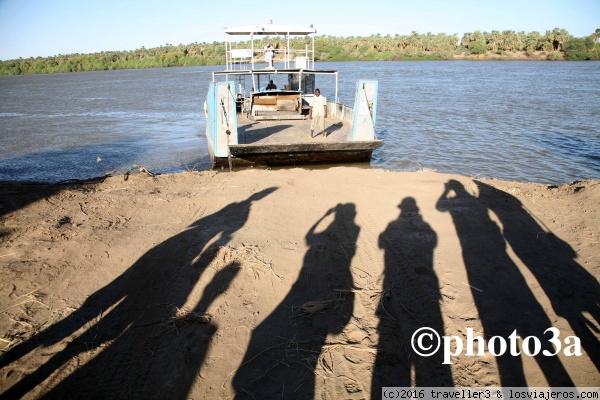Cruzando el Nilo
Cruzando el Rio Nilo ( Sudan)
