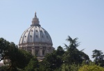 Vista exterior de la cúpula de San Pedro del Vaticano