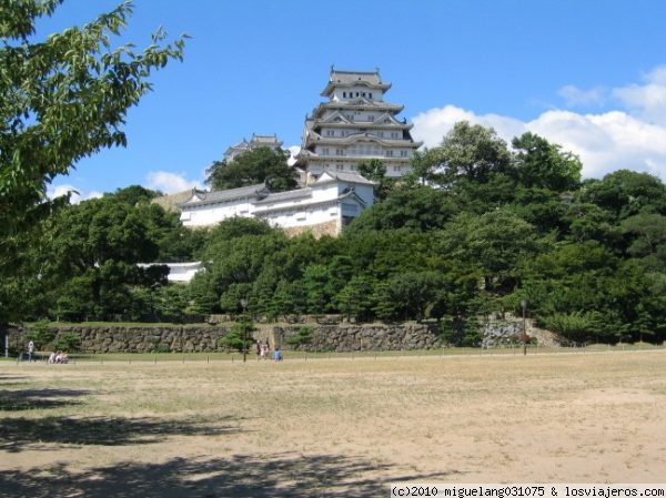 Castillo de Himeji
Conocido como la Garza Blanca. Es uno de los castillos conservados en su estado original, quizás el más espectacular.
