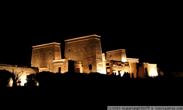 Templo de Philae
Templo construido en honor de la diosa Isis durante la dinastía Ptolemaica.
