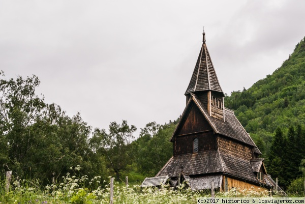 Iglesia de madera de Urnes
Se encuentra en el municipio de Ornes
