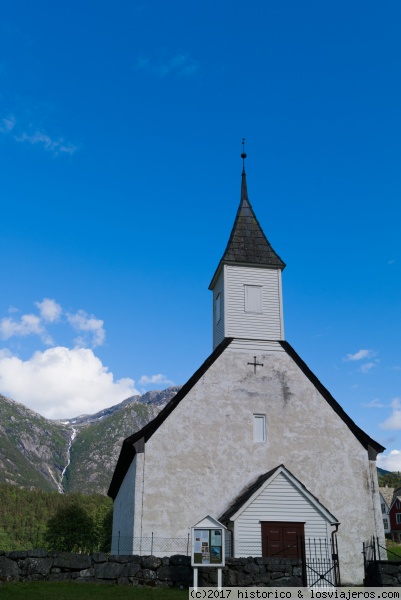 Iglesia de Eidfjord
La iglesia de este hermoso pueblo noruego
