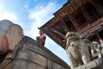 A lomos de un elefante en Bhaktapur