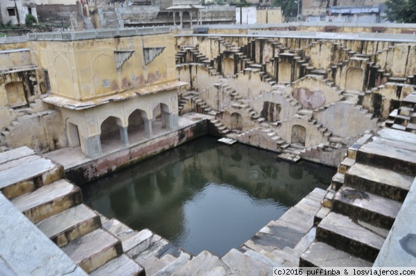 Baoli en Jaipur India
pequeño Baoli en el barrio de los Brahamnes detras del AMber Fort.
