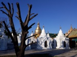 Kuthodaw paya
Kuthodaw, Pagoda, Mandalay, Hill, Buda, paya, falda, contiene, losas, marmol, estan, grabadas, enseñanzas