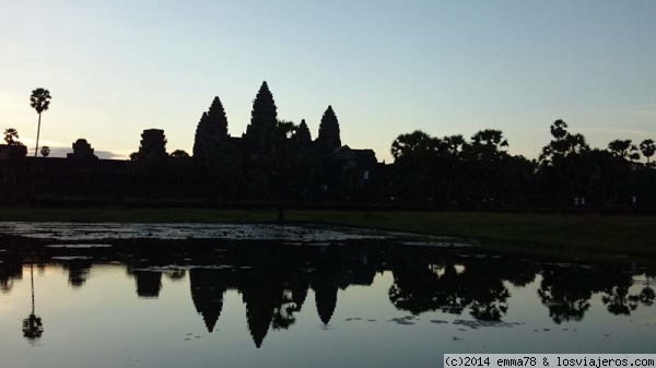 Amanecer Angkor Wat (Camboya)
Amanecer Angkor Wat (Templos de Angkor, Camboya)
