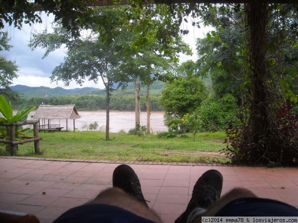 Vistas al rio Mekong, Luang Prabang
Vistas al rio Mekong desde una explanada donde había una pequeña casa camino a las cuevas de Pak Oku, Luang Prabang (Laos)
