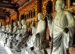 Budas
Budas, esculturas, templo