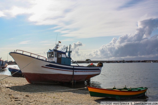 ESTAMPA MARINERA
Foto tomada en el puerto de Cambados (Galicia)
