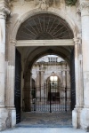 Patio de Ayuntamiento
Patio, Ayuntamiento, Palazzo, Senatoriale, Justo, Vermeixo, foto, entrada, sede, ayuntamiento, construido, arquitecto, español