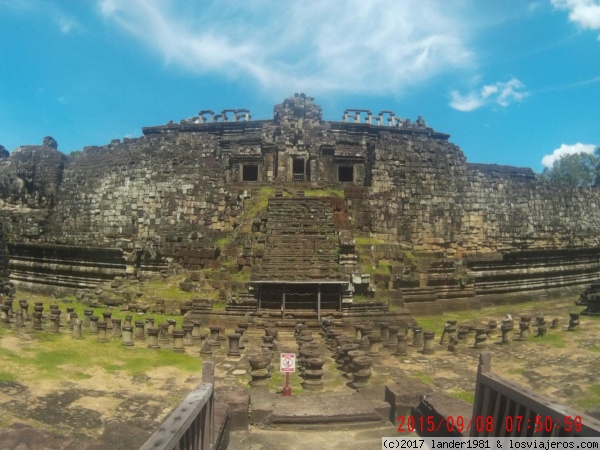 templo baphuon
templo baphuon
