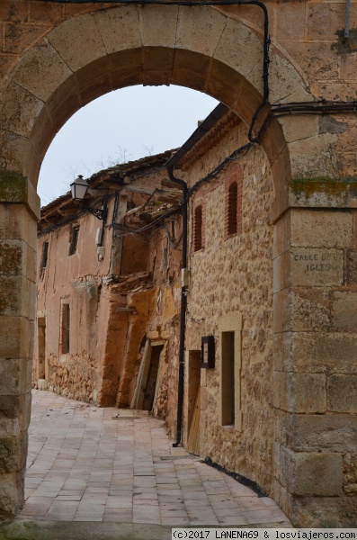 MADERUELO-28-1-2017-SEGOVIA
Pueblo medieval y catalogado como uno de los más bonitos de España
