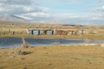 La cerca de coches viejos en Altai