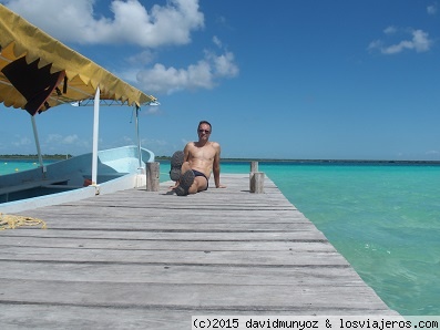 LAGUNA BACALAR
Foto de la laguna bacalar, en el pueblo de Bacalar.
