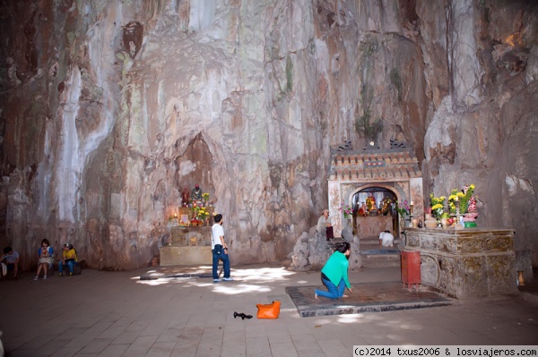 Cueva el la montaña de marmol
Cueva el la montaña de marmol en Danang. Está a unos 19 km dirección a Hoi An.lugr muy bonito
