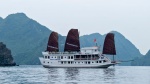 Barco en Halong Bay