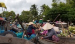 Mercado flotante donde más acuden los turistas sobre el Rio Mekong