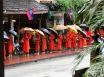 Ofrendas  en Luang Prabang