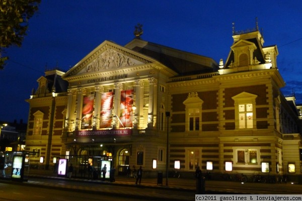 Concertgebouw de Amsterdam
Construido a finales del s. XIX como sala de conciertos, en la actualidad se ha convertido en un edificio multifuncional donde se celebran desde exposiciones y conferencias hasta actos deportivos
