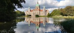 Nuevo Ayuntamiento tras lago Maschteich, Hannover