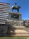 Hombre montado en caballo
Hombre, Ciudad, Habana, montado, caballo, estatua, encuentra, admirarla, tranquilidad, esmero
