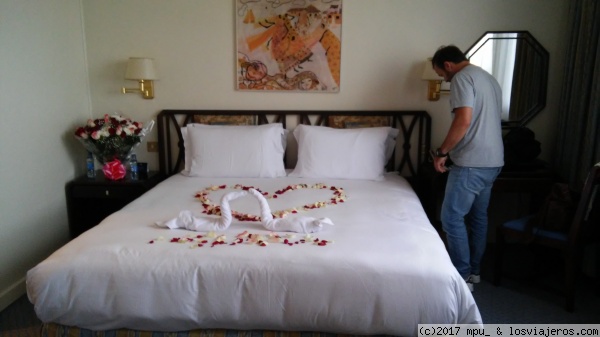 hotel Hilton Nairobi
Así nos encontramos nuestra primera habitación del viaje de novios
