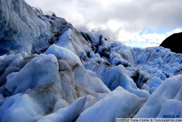 GLACIER FRANZ JOSEF
Inmesa esta lengua de hielo de 12 kilometros a tan solo 20 km del mar
