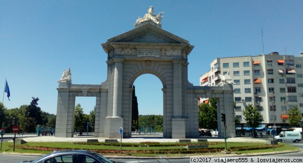 Puerta de San Vicente (Madrid)
Fotografía de la Puerta de San Vicente en Madrid (España)
