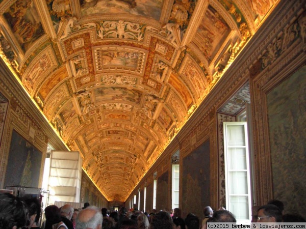 Galeria de los mapas en el Vaticano
Detalle del techo de la galeria de los mapas, situada en los Museos Vaticanos, Ciudad de Vaticano Roma
