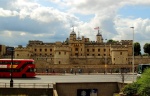 Torre de Londres - desde la estación de Metro Tower Hill