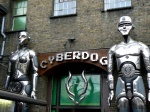 Tienda Cyberdog en Estables Market en Camden. Londres