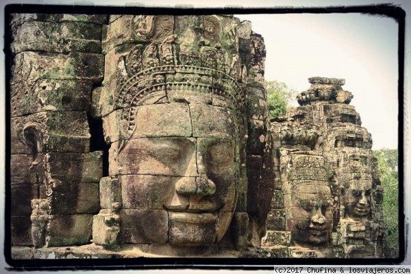 Bayon
Uno de los templos dentro del complejo de Angkor, las caras del Bayon hacen de éste uno de los más fotogénicos.
