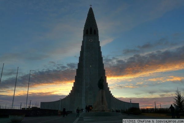 Hallgrimskirkja, Reykjavik
Foto HDR de la famosa iglesia de la capital islandesa.
