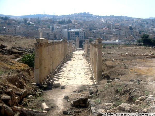 Decumanus.-Jerash
Vista del Decumanus de Gerasa, una de las ciudades de la Decápolis
