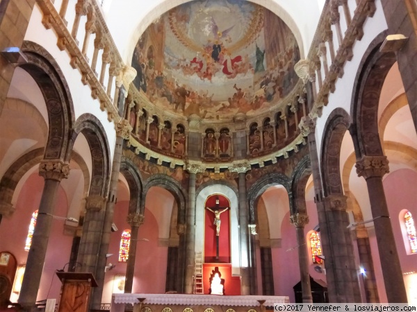 Catedral Saint Vincent Paul. Túnez
Ábside de la catedral Saint Vincent de Paul. Túnez
