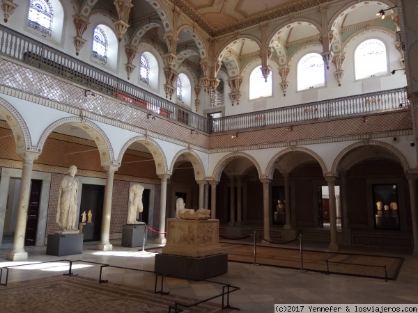 Museo de El Bardo. Túnez
Una de las salas del museo de El Bardo. Túnez.
