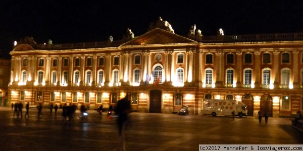 Capitolio. Toulouse
Actual sede del Ayuntamiento. Su construcción es de 1750, y es obra del arquitecto George Cammas
