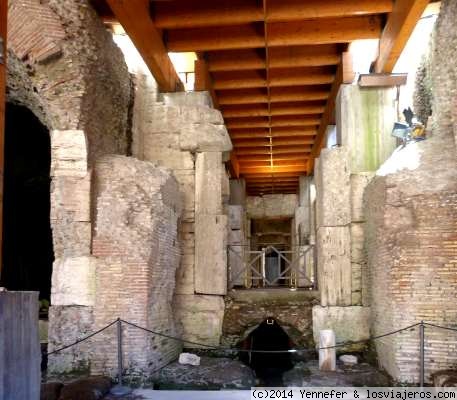 COLISEO DE  ROMA
Otra vista de los subterraneos del Coliseo romano

