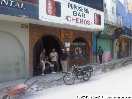 RESTAURANTE EN SANTIAGO DE ATITLAN
excelente para comer pupusas salvadoreñas
