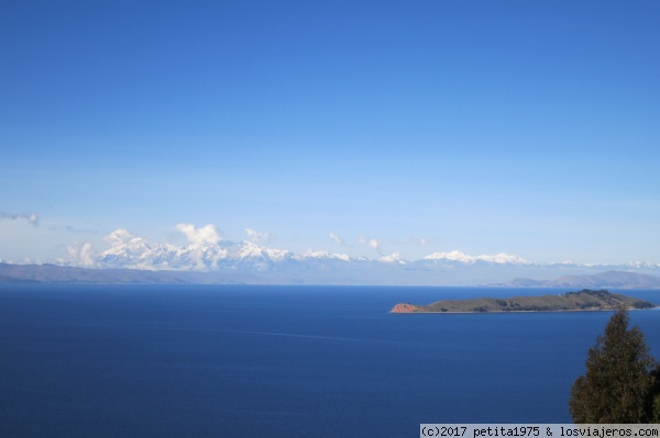 Isla del Sol
Vista montañas bolivianas
