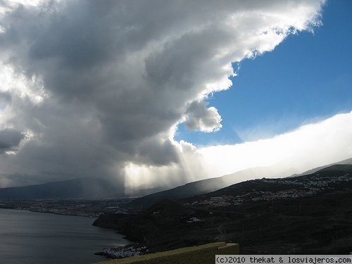 Cielo Abierto
Otra toma a los cielos tenirferños entre Radazul y Candelaria.
