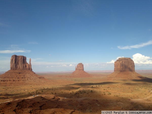 Monument Valley
Los tres buttes más conocidos de MV
