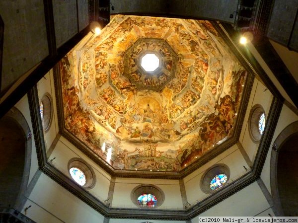 Frescos de la cúpula de la Catedral de Florencia.
Son preciosos, muy coloridos, y representan el cielo y el infierno.
