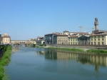 El río desde el ponte alle Grazzie, Florencia.